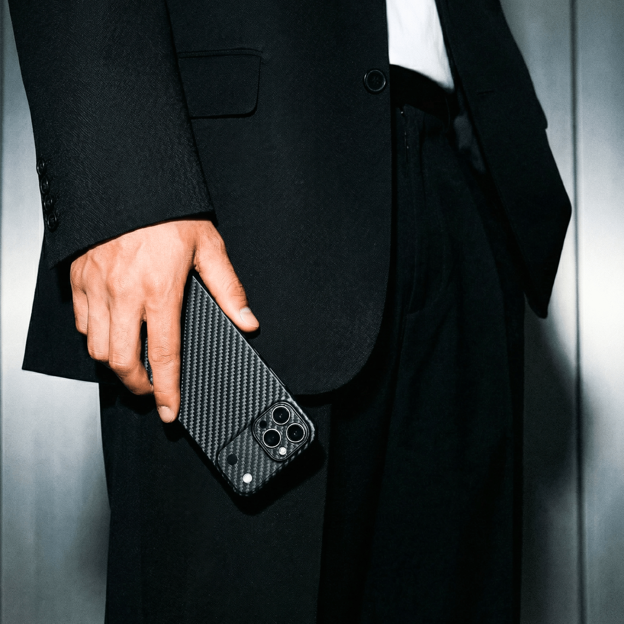 Hybrid Carbon x Aramid Apple iPhone 12 bis 17 Case | MagSafe - CRBNCNCPT